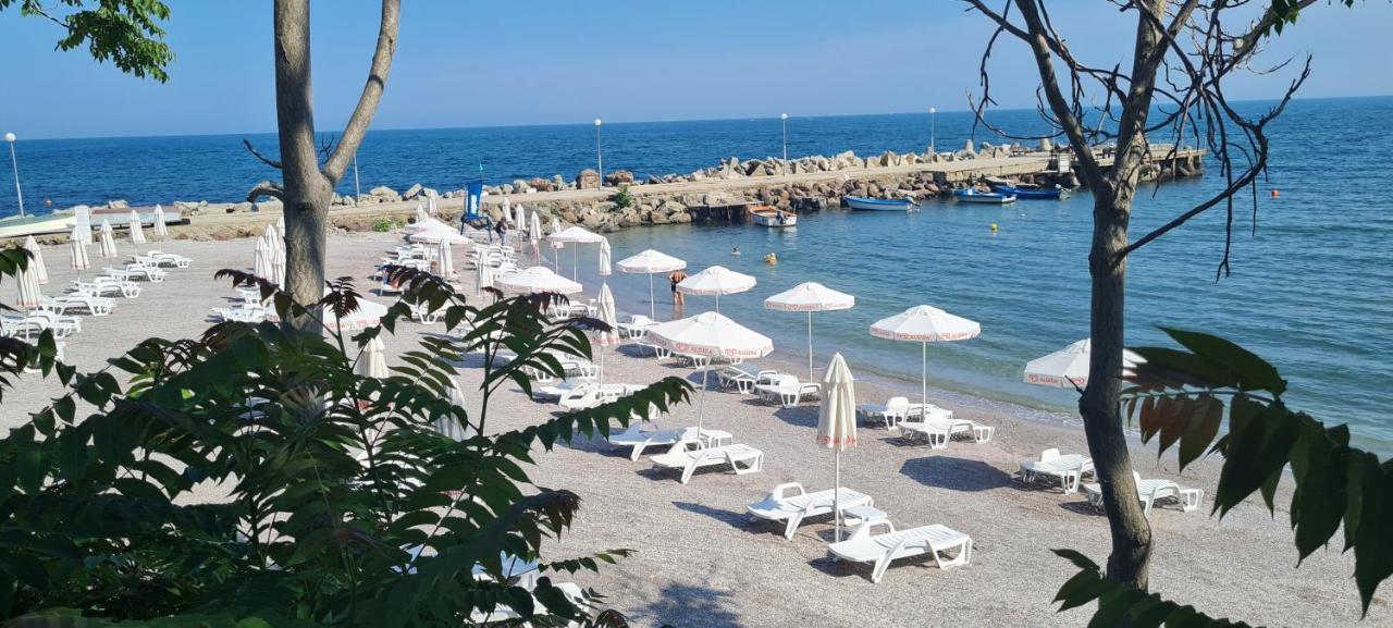Kirios Hotel Nesebar Exteriör bild