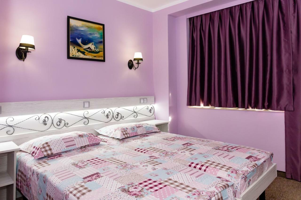 Kirios Hotel Nesebar Exteriör bild