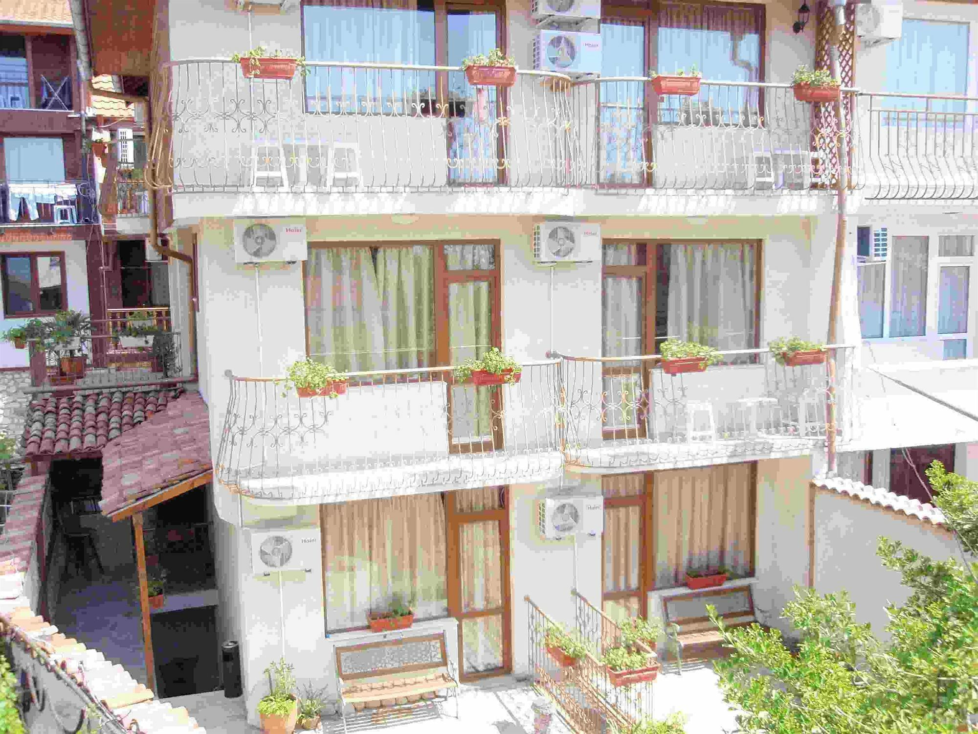 Kirios Hotel Nesebar Exteriör bild