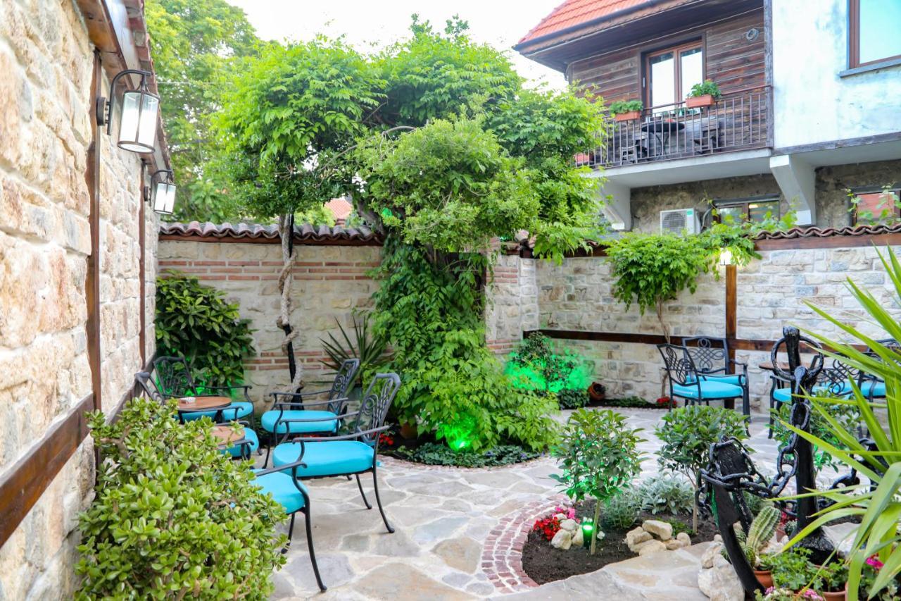 Kirios Hotel Nesebar Exteriör bild