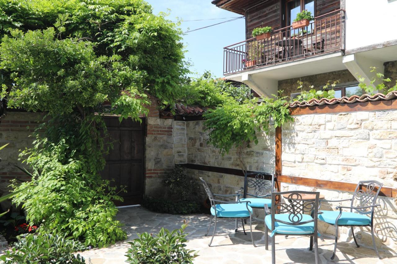 Kirios Hotel Nesebar Exteriör bild
